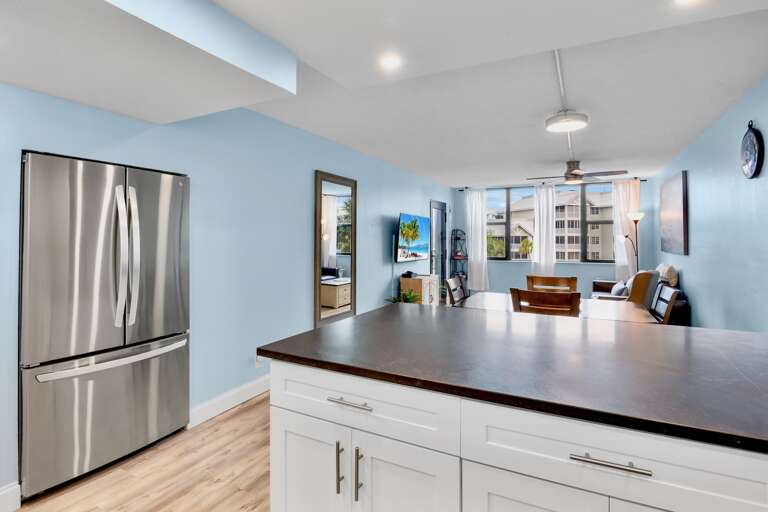 Harbor Towers Unit 312 by Tropical Sands Accommodations