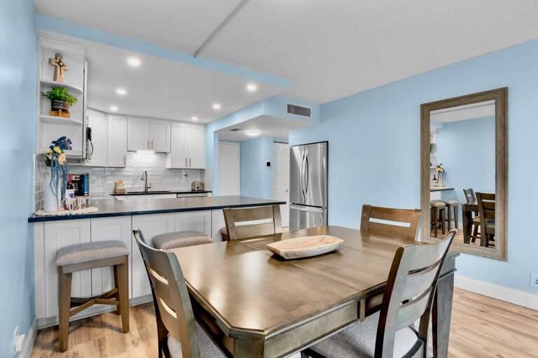 Harbor Towers Unit 312 by Tropical Sands Accommodations