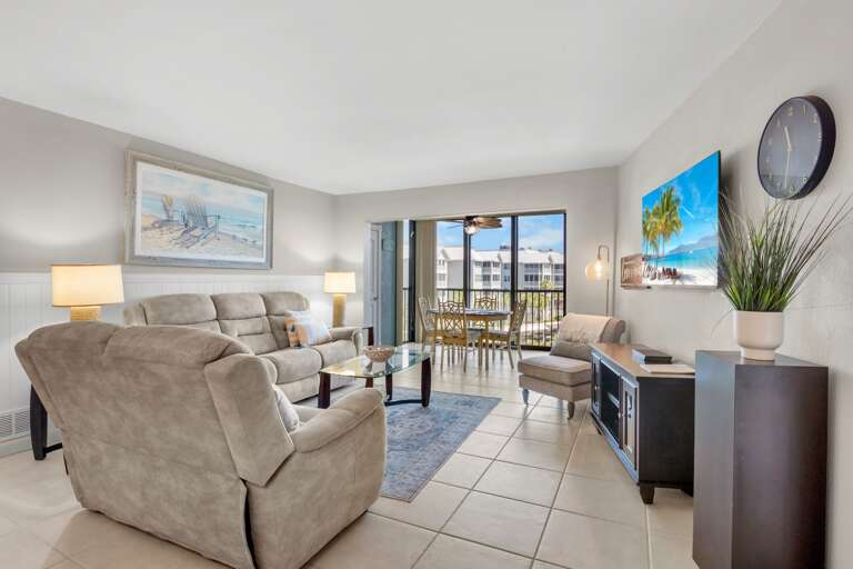 Harbor Towers Unit 415 by Tropical Sands Accommodations