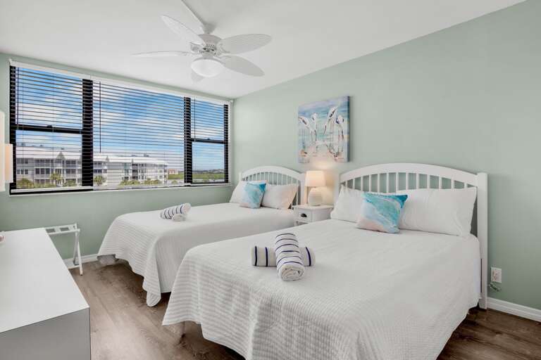 Harbor Towers Unit 415 by Tropical Sands Accommodations