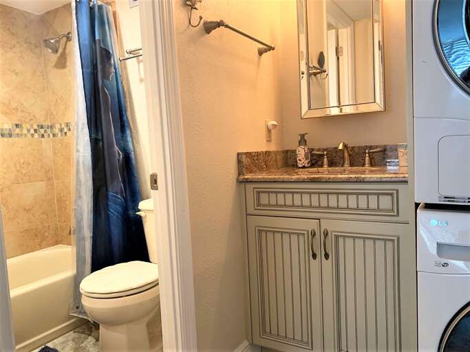 Second Bathroom, Ensuite