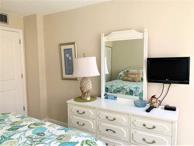 Second Bedroom, Two Queen beds