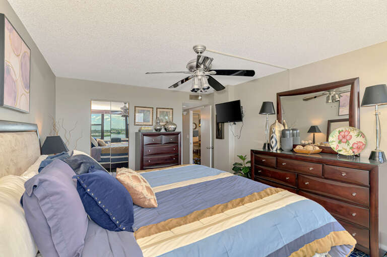 Primary Bedroom, King
