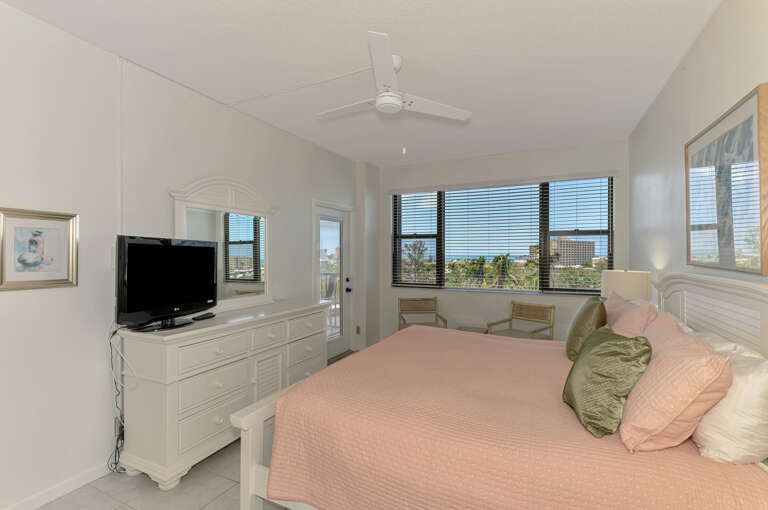 Primary Bedroom, King