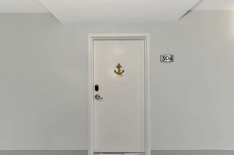 Private Entrance