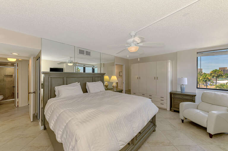 Primary Bedroom, King