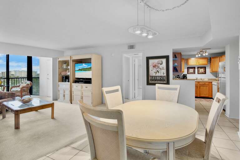 Harbor Towers Unit 525 by Tropical Sands Accommodations