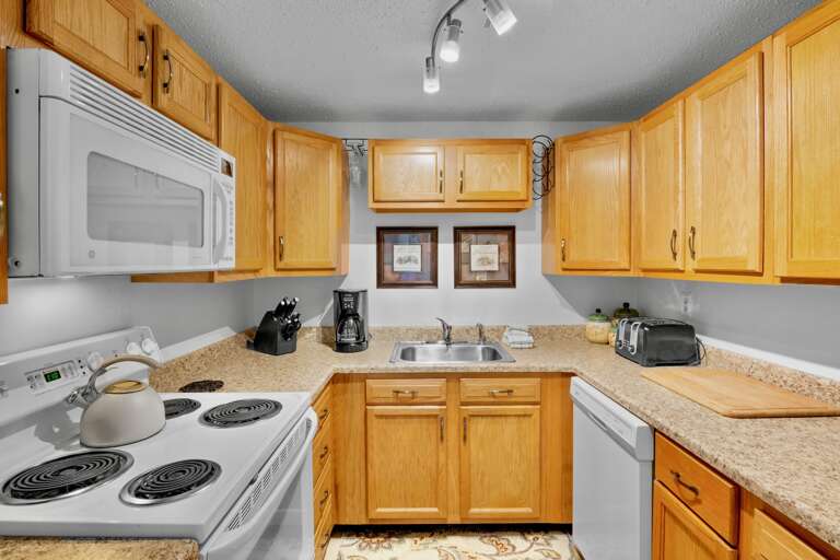 Harbor Towers Unit 525 by Tropical Sands Accommodations