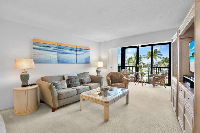 Harbor Towers Unit 525 by Tropical Sands Accommodations