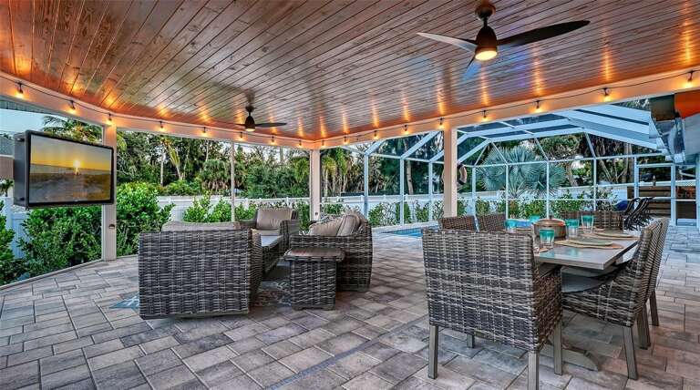 Outdoor Lounge Area