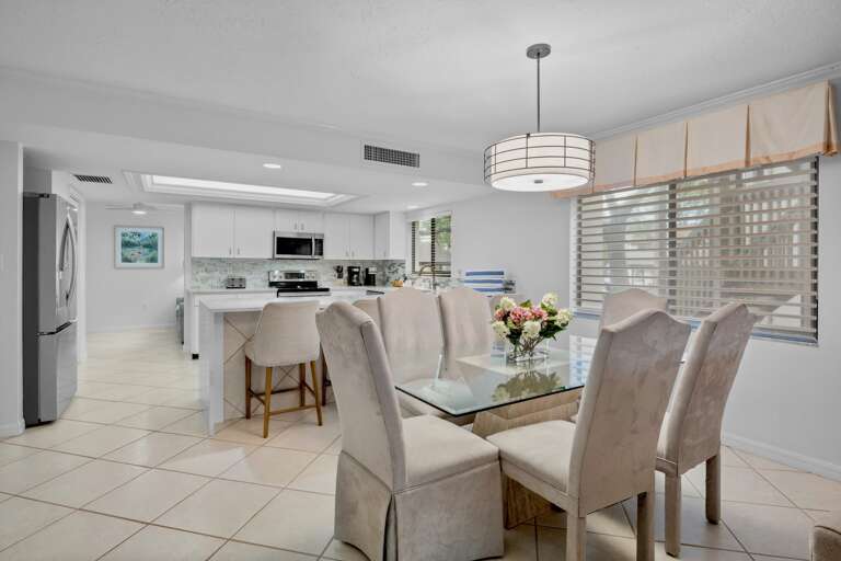 Midnight Cove II Unit 910 by Tropical Sands Accommodations
