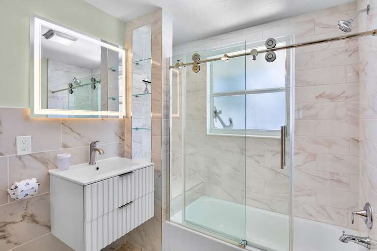 Hall Bathroom with Walk-in shower