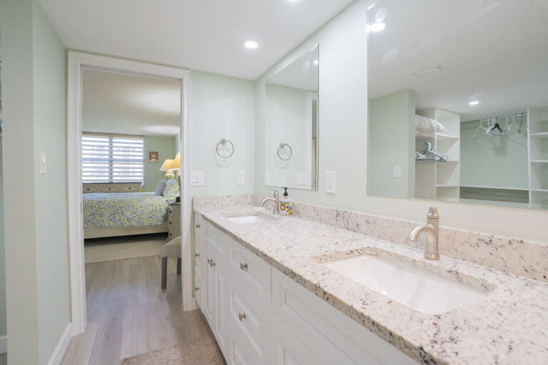 Gulf and Bay Club B301