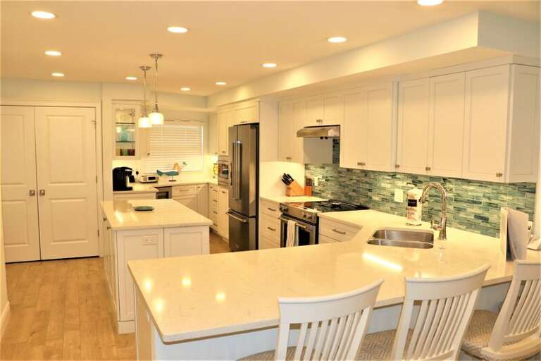 Kitchen and dining area