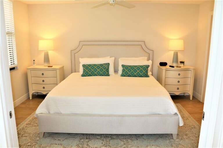 Primary Bedroom, King bed