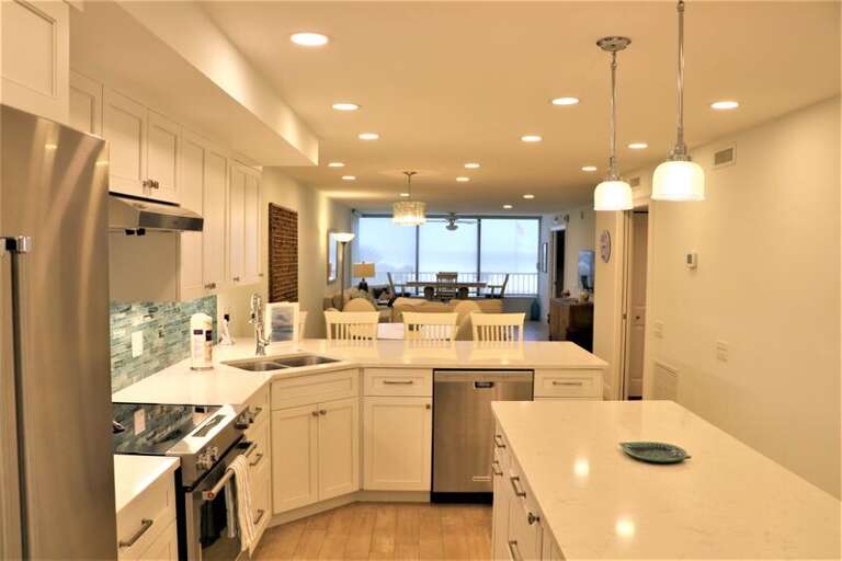 Spacious kitchen with appliances