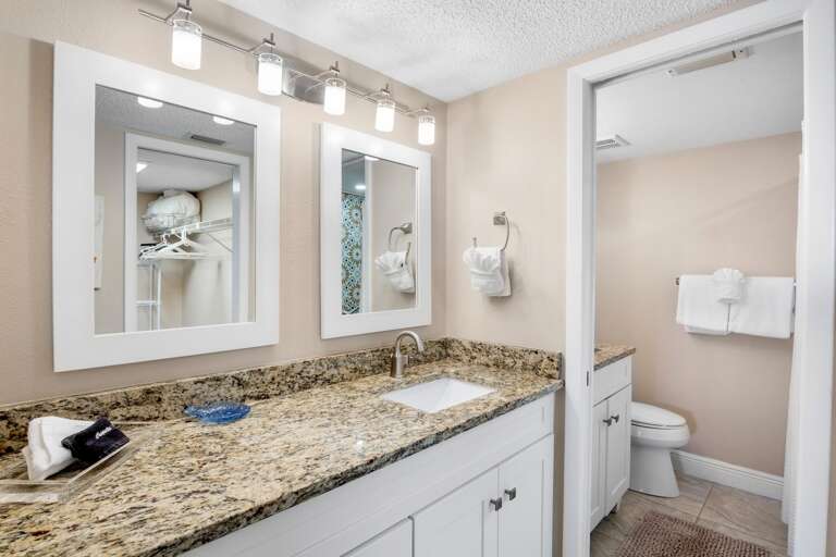 Gulf and Bay Club D101 by Tropical Sands Accommodations
