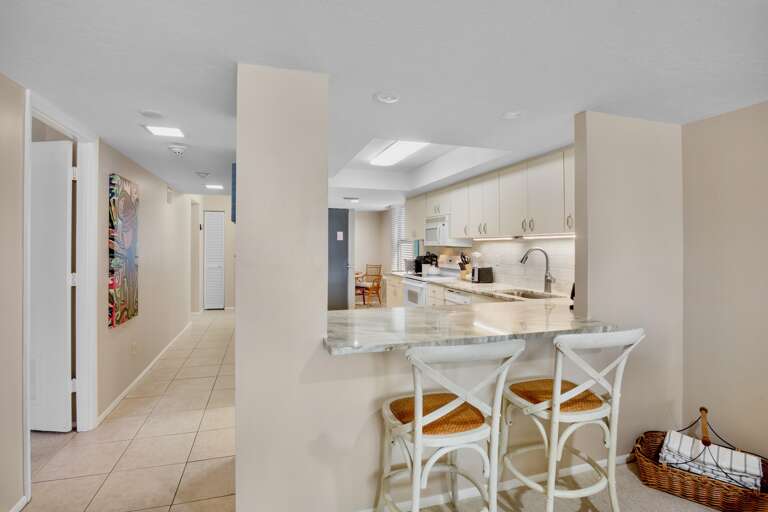Gulf and Bay Club D101 by Tropical Sands Accommodations