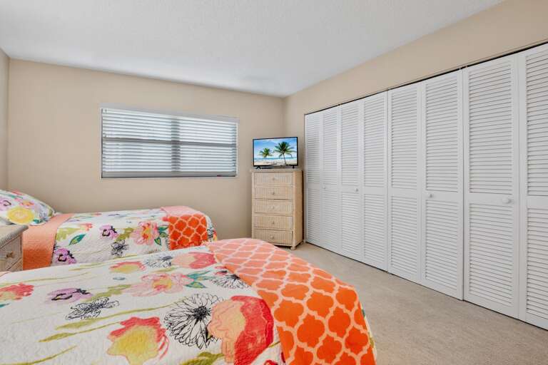 Gulf and Bay Club D101 by Tropical Sands Accommodations