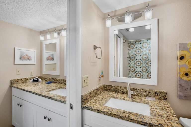 Gulf and Bay Club D101 by Tropical Sands Accommodations