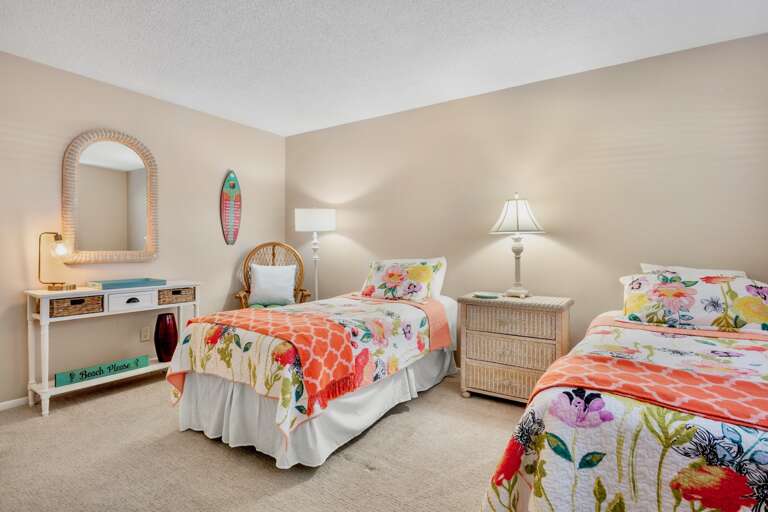 Gulf and Bay Club D101 by Tropical Sands Accommodations