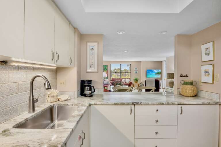 Gulf and Bay Club D101 by Tropical Sands Accommodations