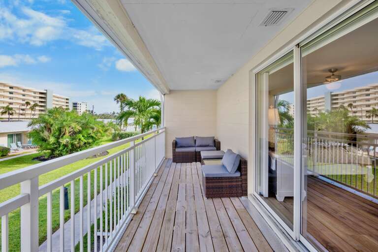 Jamaica Royale PH1 by Tropical Sands Accommodations