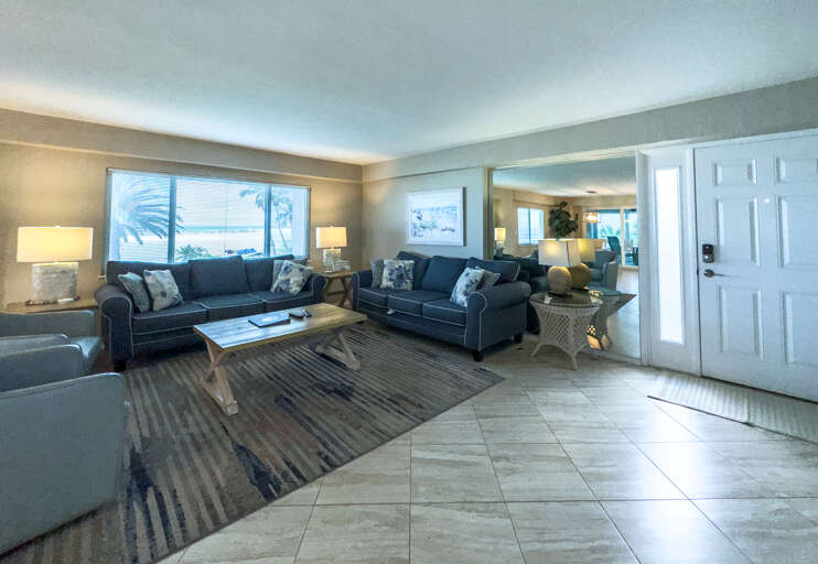 301 living room 3