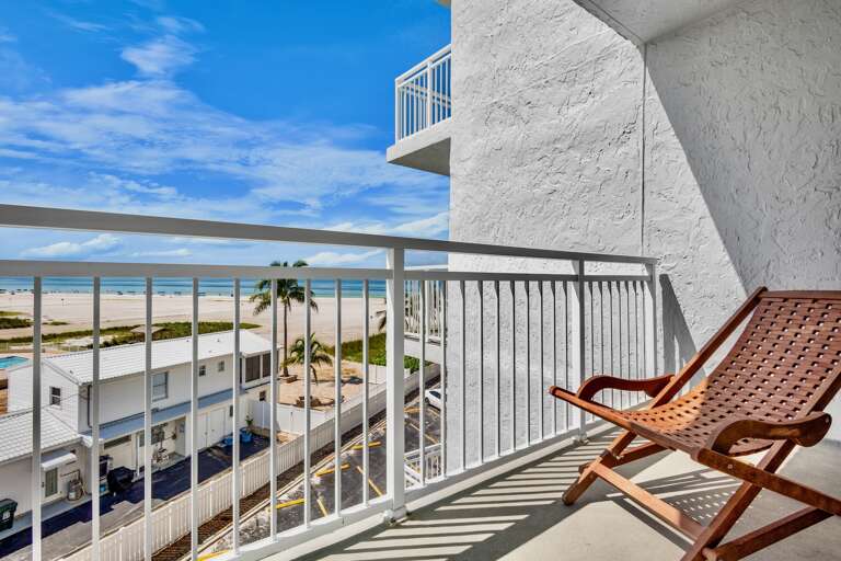 Jamaica Royale 404 by Tropical Sands Accommodations
