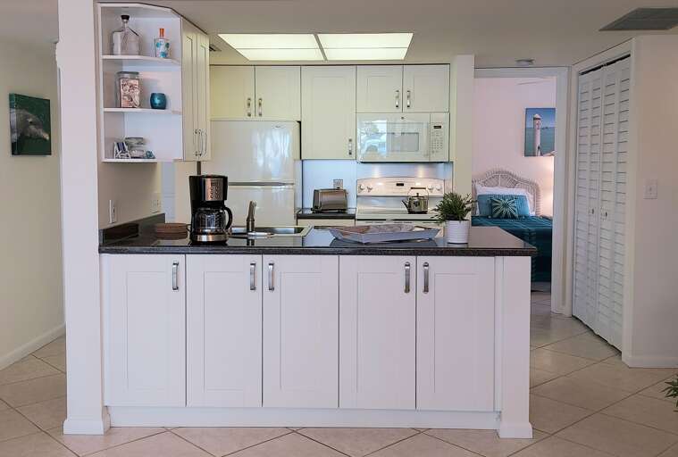 Midnight Cove II 128 Siesta Key Kitchen - Guest Bedroom 12-2022