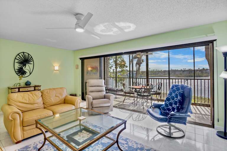 Midnight Cove II 220D