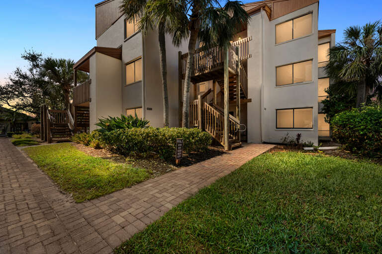 Midnight Cove II 611F