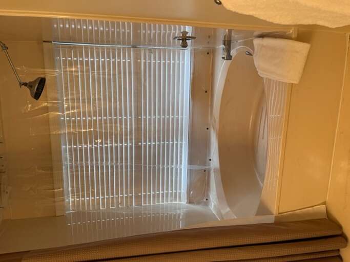 955 Master Bath 2