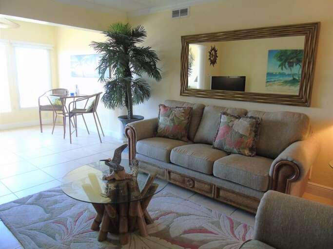 Sunset Royale - 302, Tropical Sands Accommodations