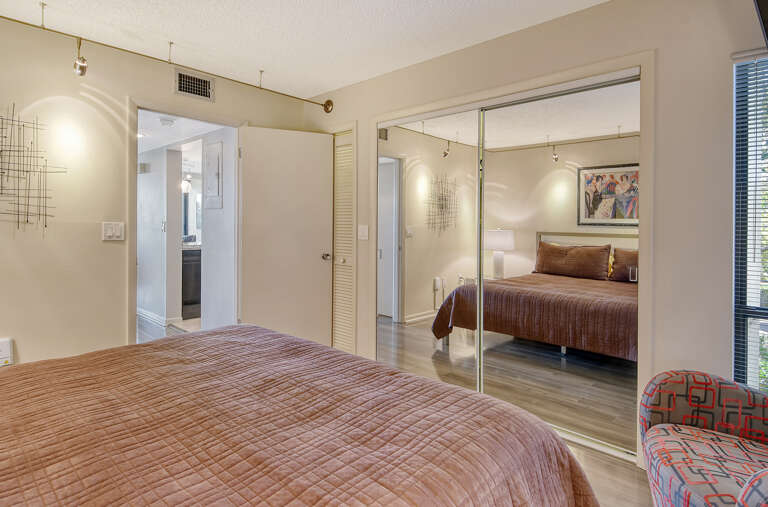 Primary Bedroom - King