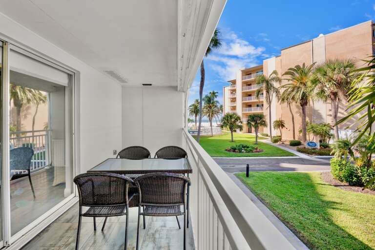Jamaica Royale PH2 by Tropical Sands Accommodations