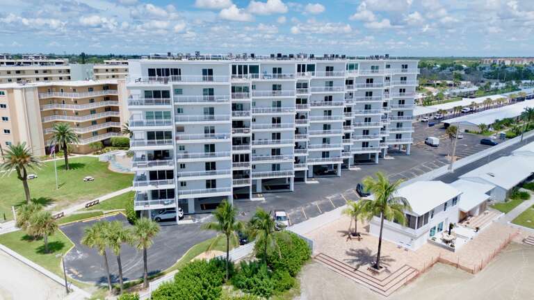 Jamaica Royale - Tropical Sands Accommodations