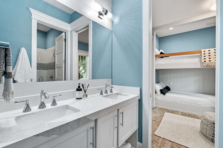 Second Bathroom, Jack and Jill