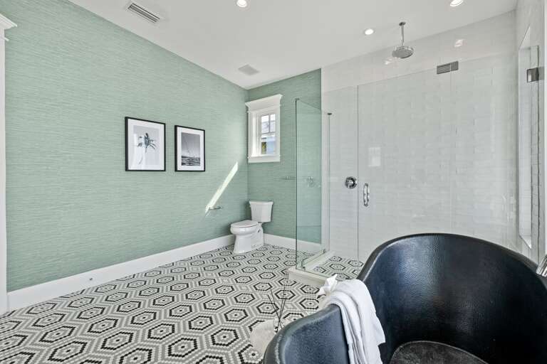 Sixth Bathroom, Ensuite
