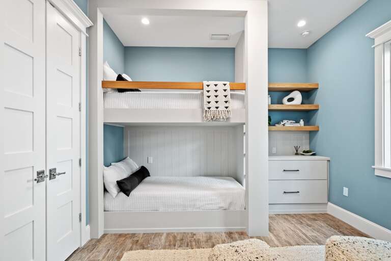 Second Bedroom, 2 Twins