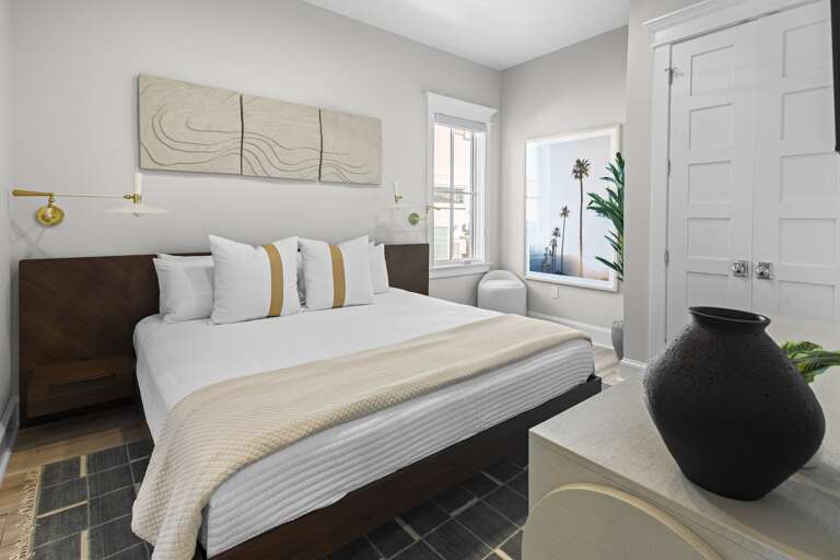 Primary bedroom, King
