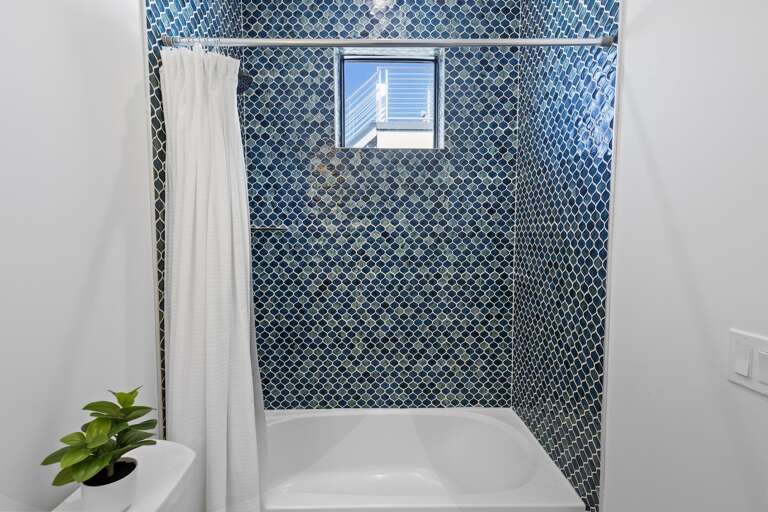 Fifth Bathroom, Ensuite