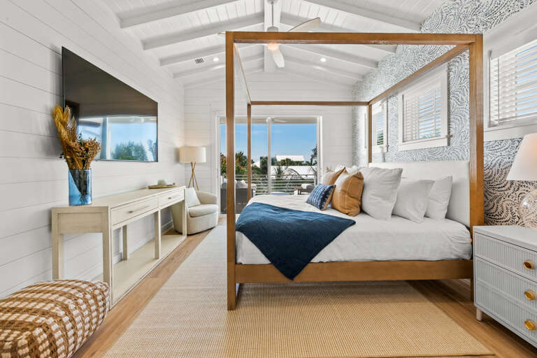Primary Bedroom, King
