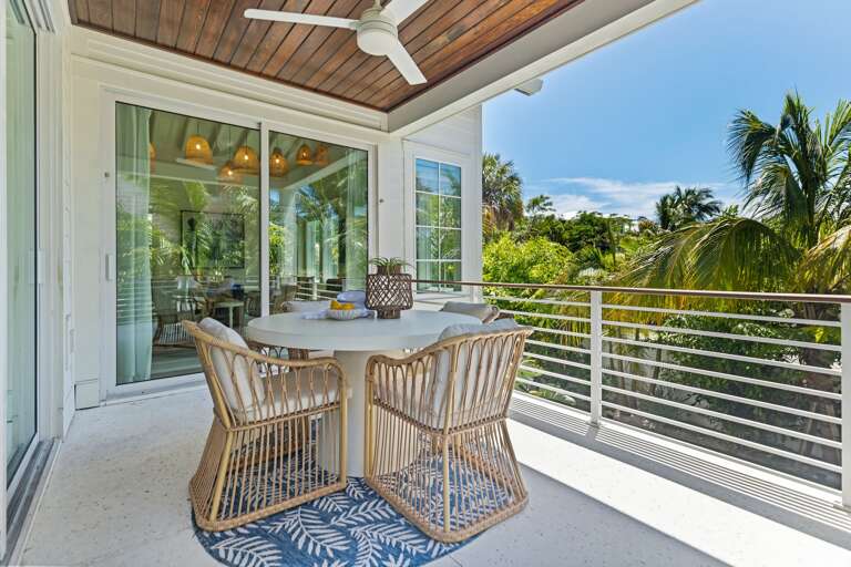 Balcony, Dining Area
