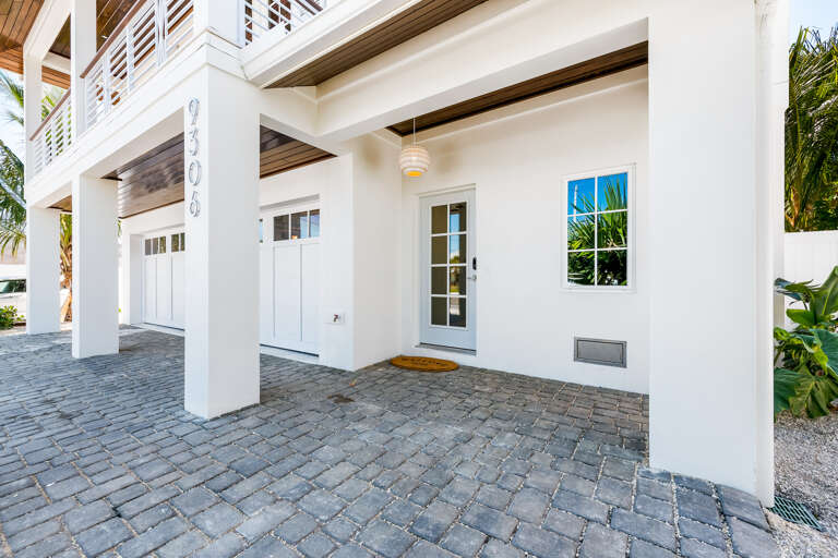 Private entrance
