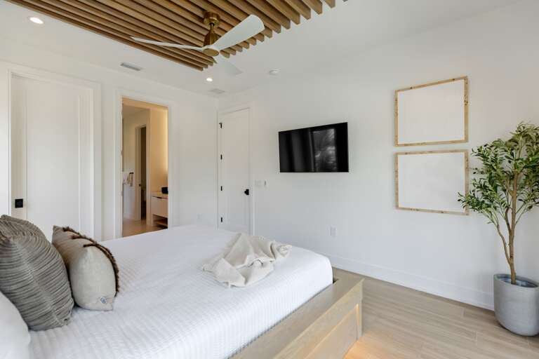 Primary Bedroom - King