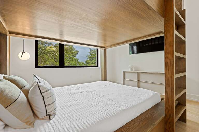 Fourth Bedroom, Queen/Queen Bunk