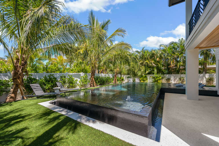Private Pool and Spa