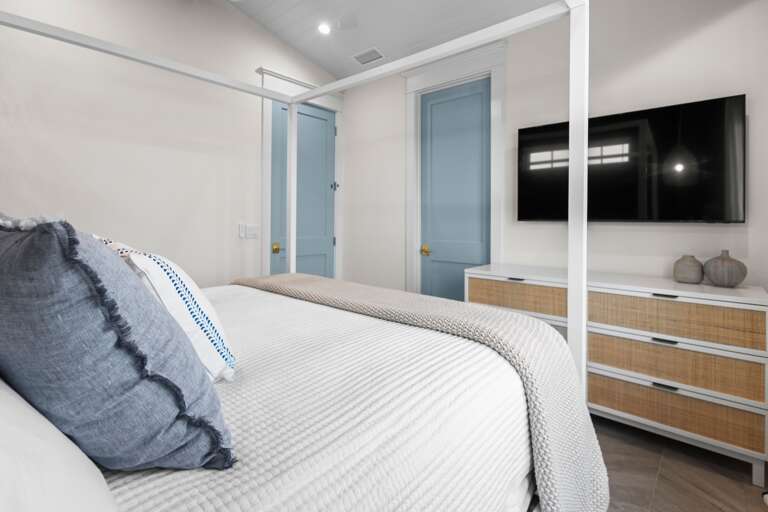 Third Bedroom, King