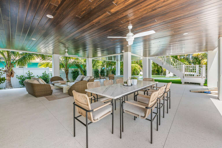 Outdoor Dining Area